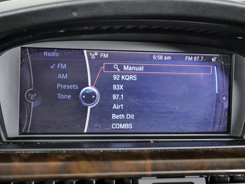 Thumbnail: 2011 BMW 3 Series - 42