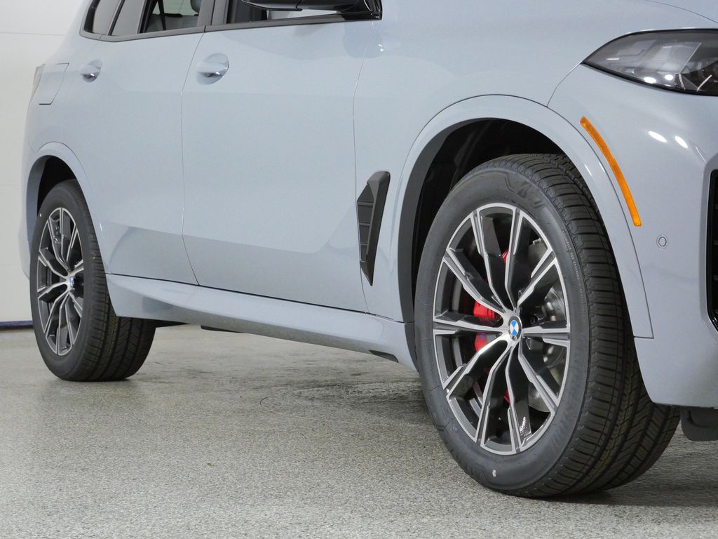 Thumbnail: 2026 BMW X5 - 6