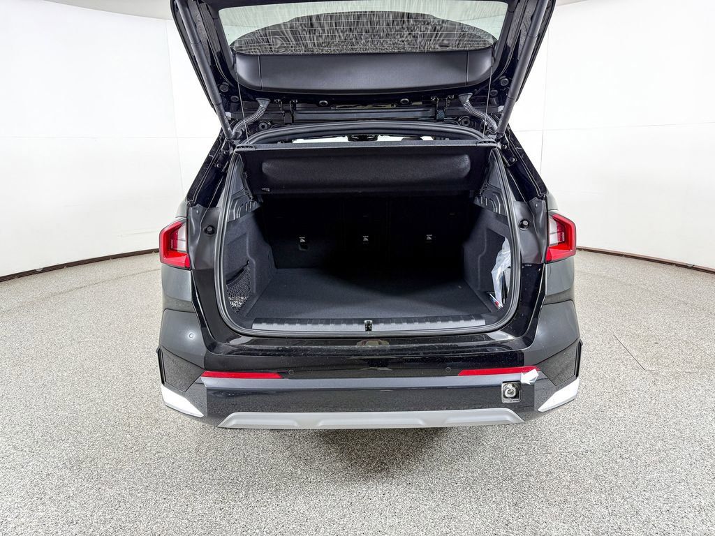 Thumbnail: 2025 BMW X1 - 18