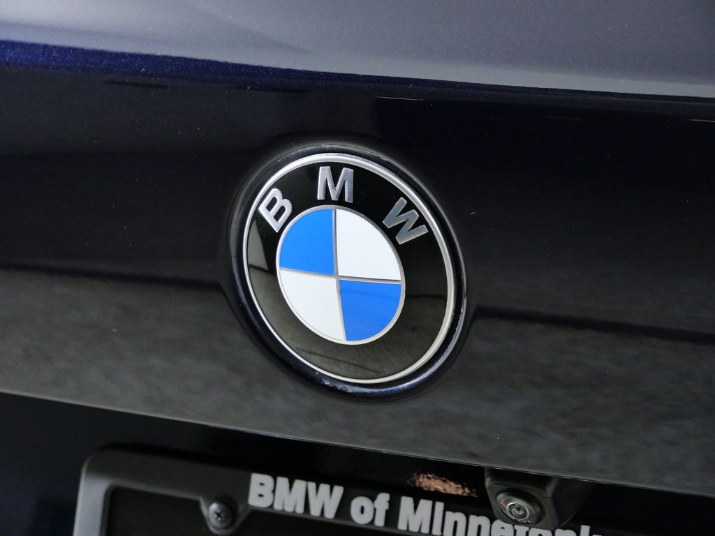 Thumbnail: 2023 BMW X5 - 12