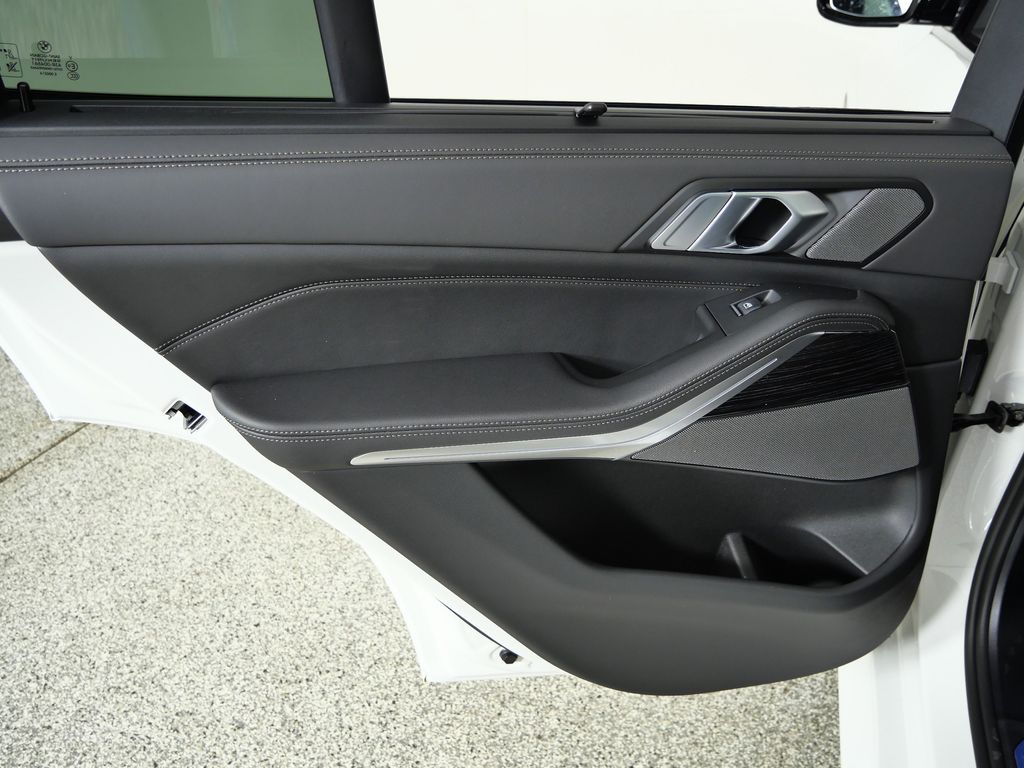 Thumbnail: 2026 BMW X5 - 31