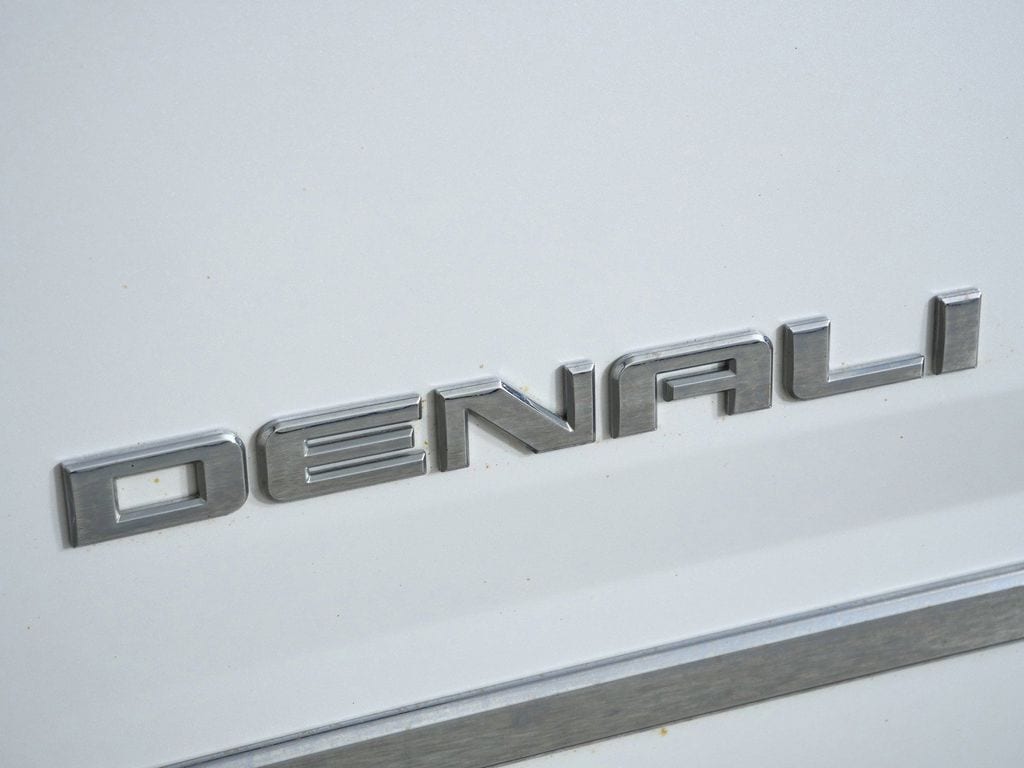 Thumbnail: 2018 GMC Yukon XL - 14