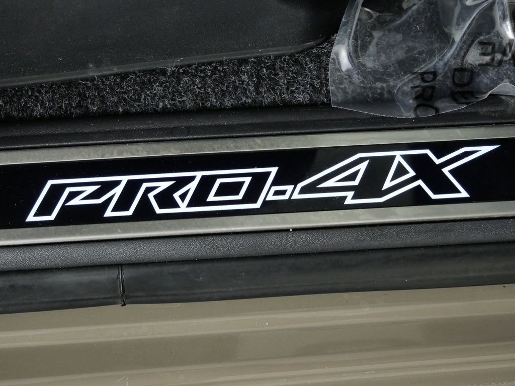 Thumbnail: 2023 Nissan Frontier - 23