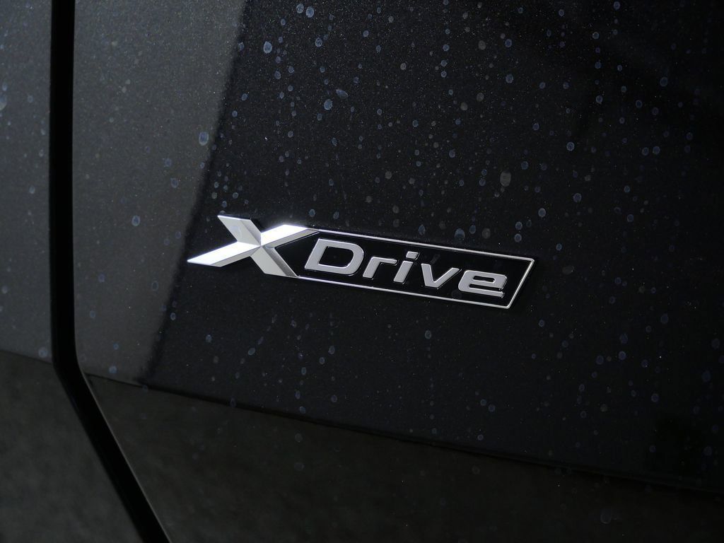 Thumbnail: 2026 BMW X3 - 15