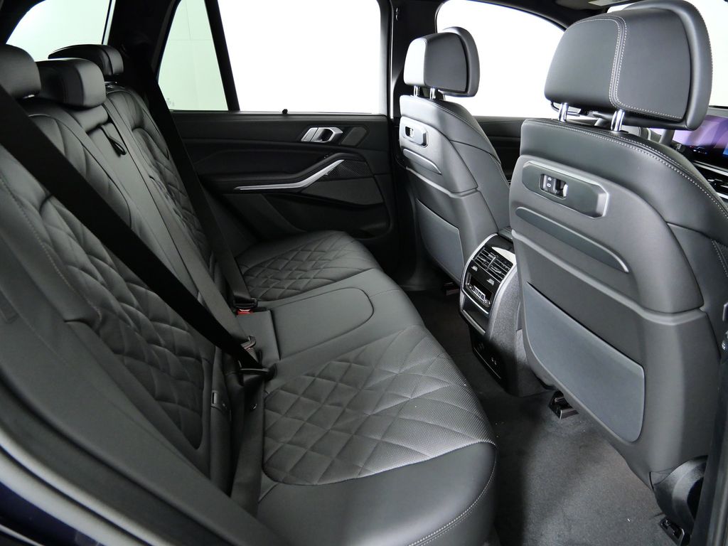 Thumbnail: 2026 BMW X5 - 26