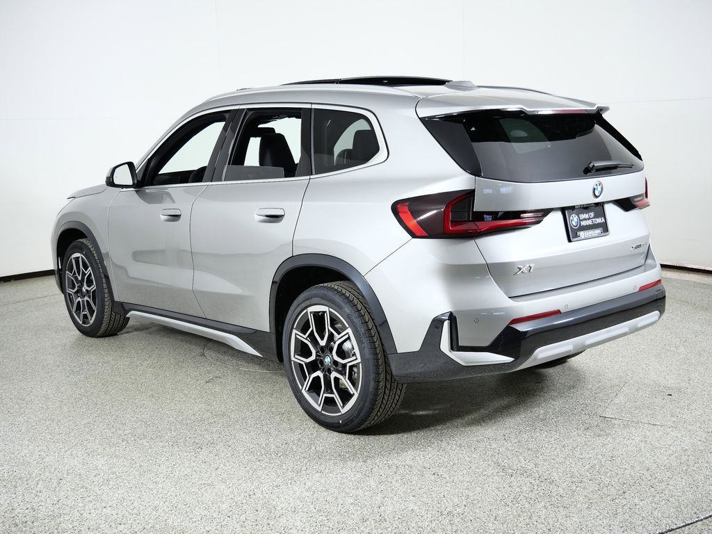Thumbnail: 2026 BMW X1 - 14