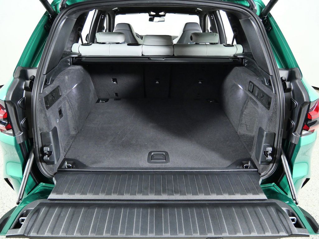 Thumbnail: 2026 BMW X5 - 28