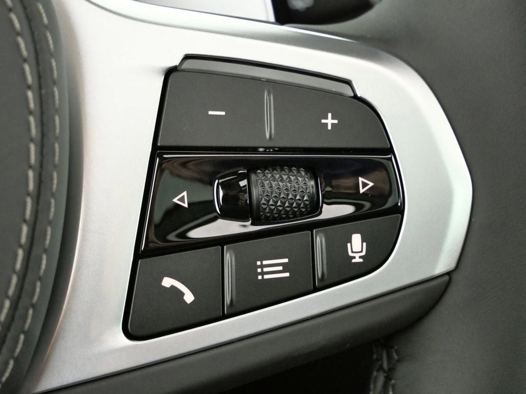 Thumbnail: 2026 BMW X5 - 43