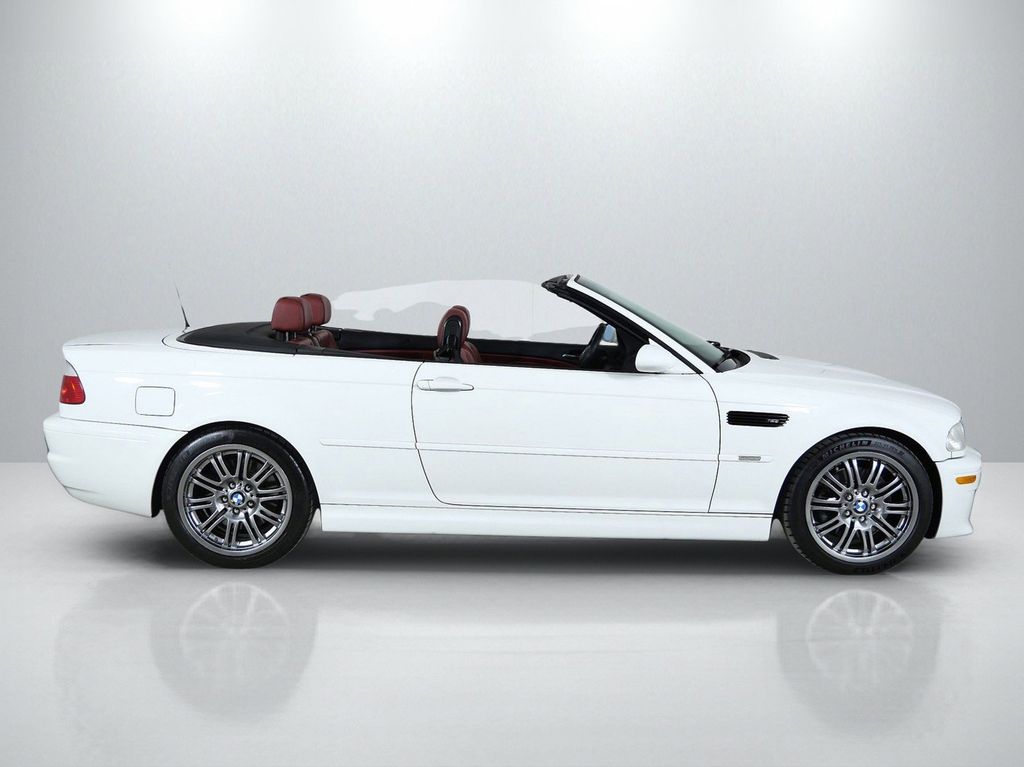 Thumbnail: 2004 BMW M3 - 9