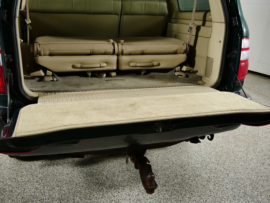 Thumbnail: 2004 Toyota Land Cruiser - 24