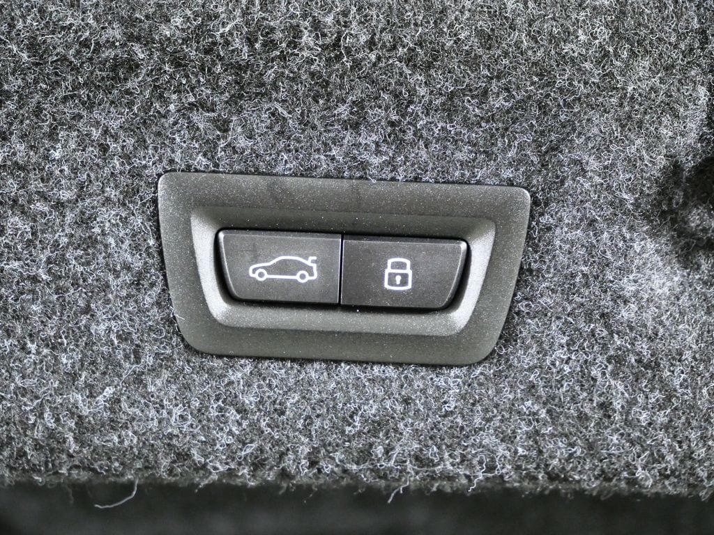 Thumbnail: 2026 BMW 4 Series - 27