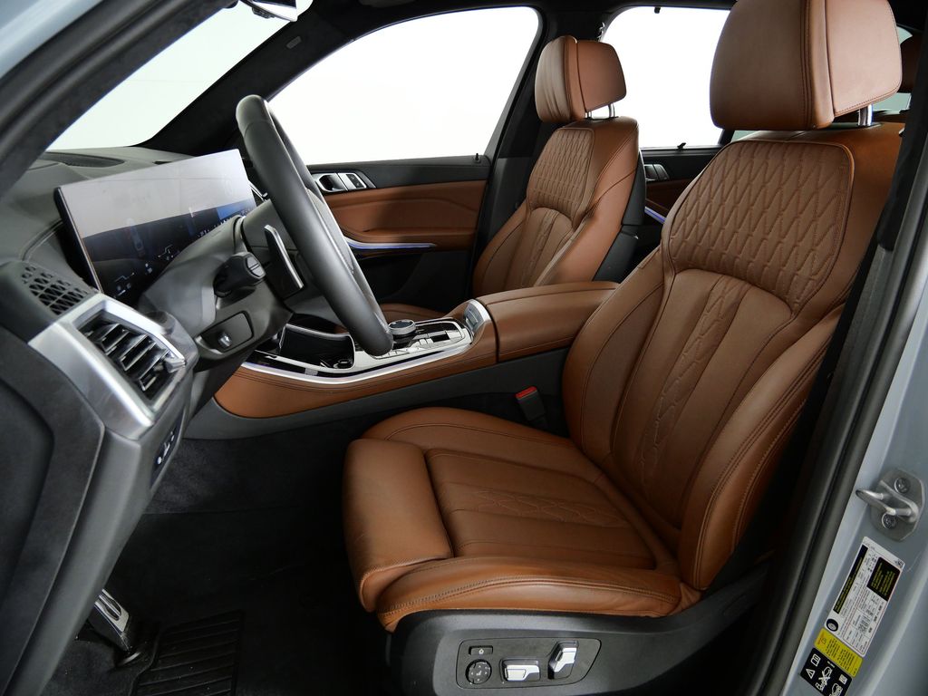 Thumbnail: 2024 BMW X5 - 41