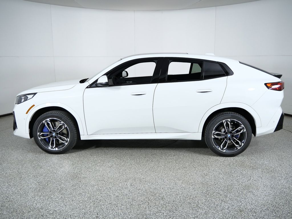 Thumbnail: 2026 BMW X2 - 15