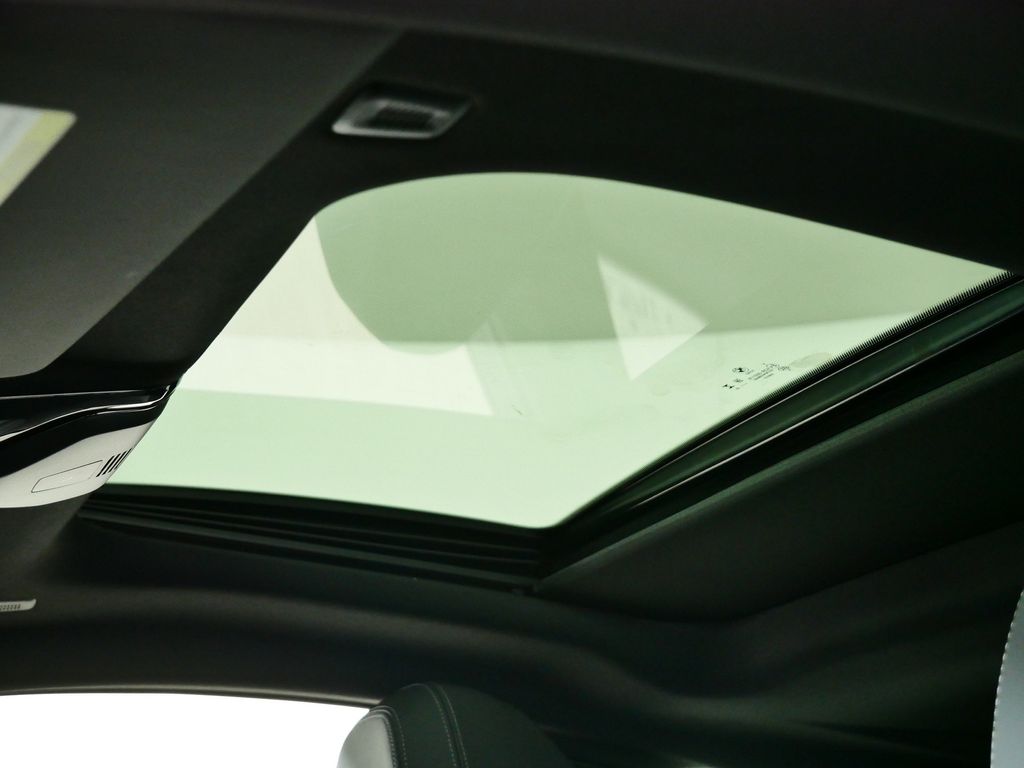 Thumbnail: 2026 BMW 4 Series - 19