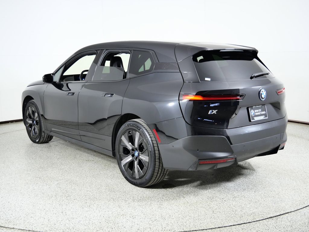 Thumbnail: 2025 BMW iX - 17