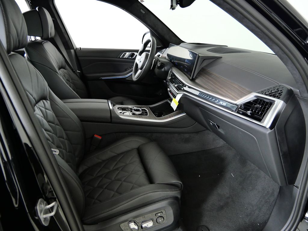 Thumbnail: 2026 BMW X5 - 20