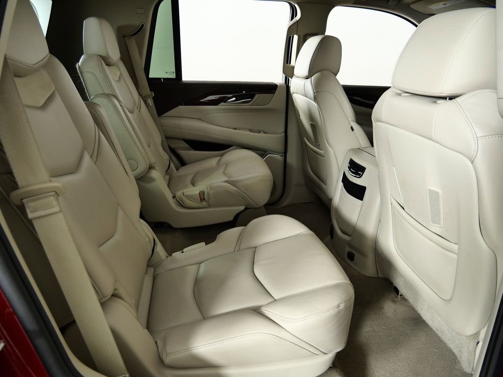 Thumbnail: 2015 Cadillac Escalade - 26