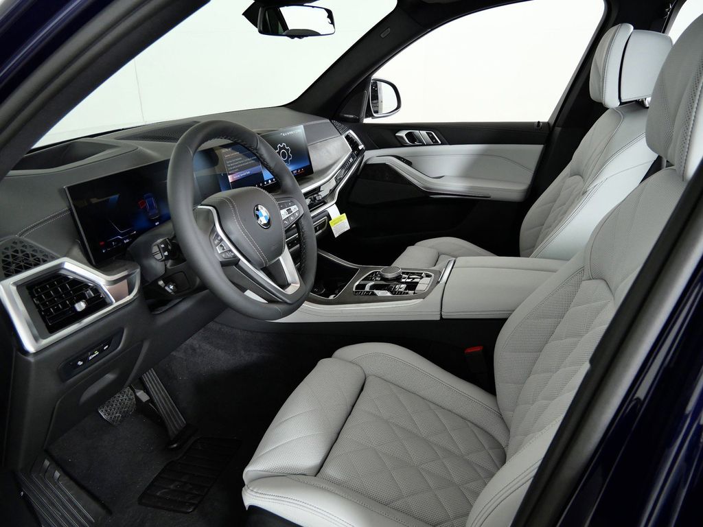 Thumbnail: 2026 BMW X5 - 34