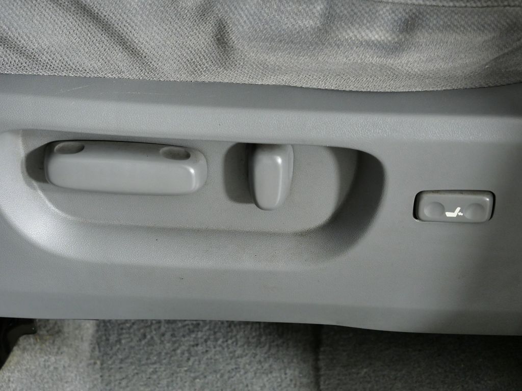 Thumbnail: 2008 Toyota Tundra - 37