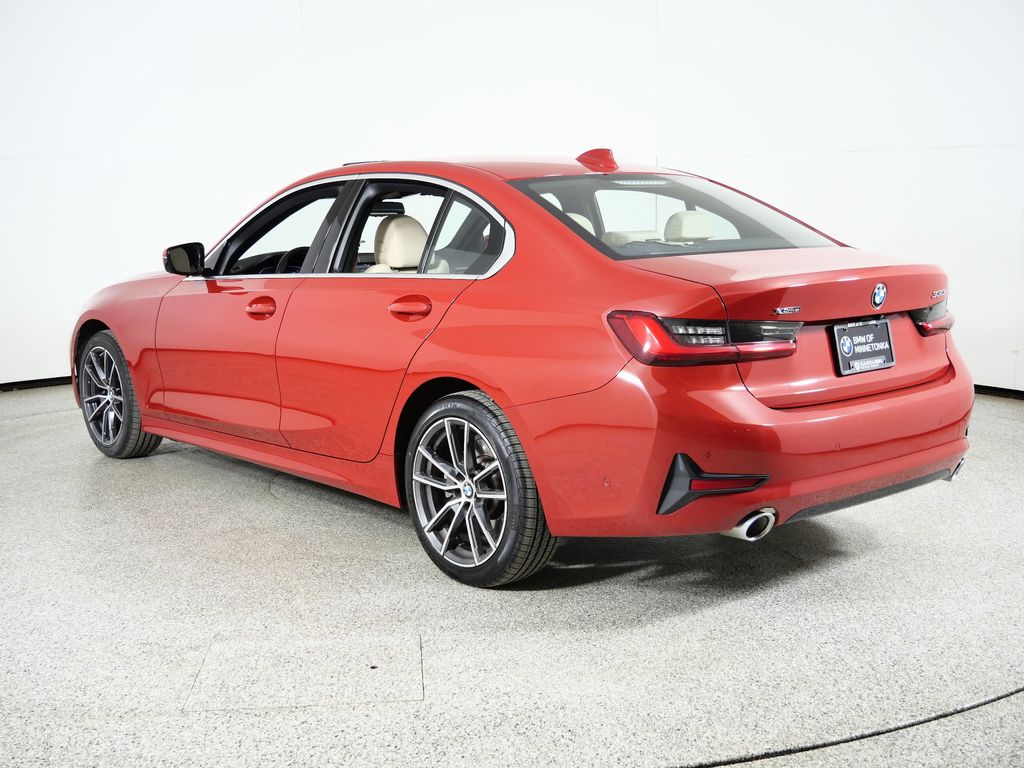 Thumbnail: 2019 BMW 3 Series - 15