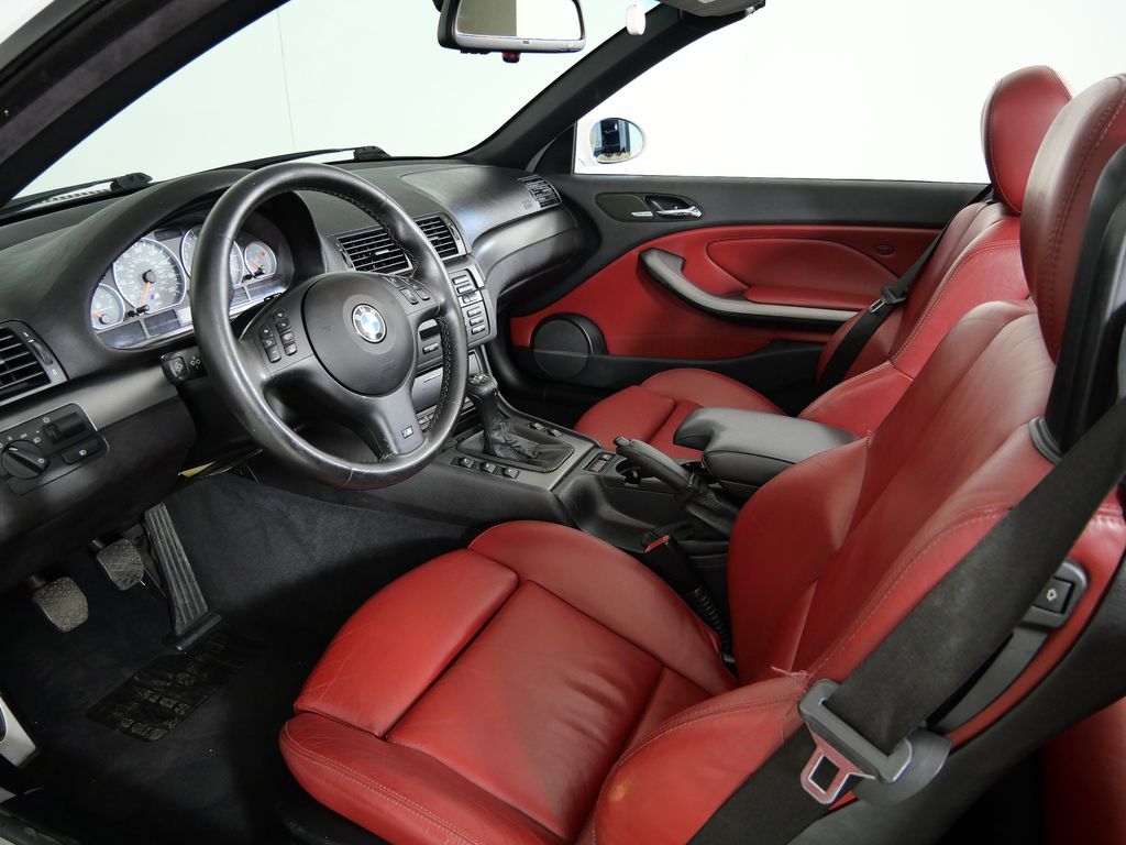 Thumbnail: 2004 BMW M3 - 29