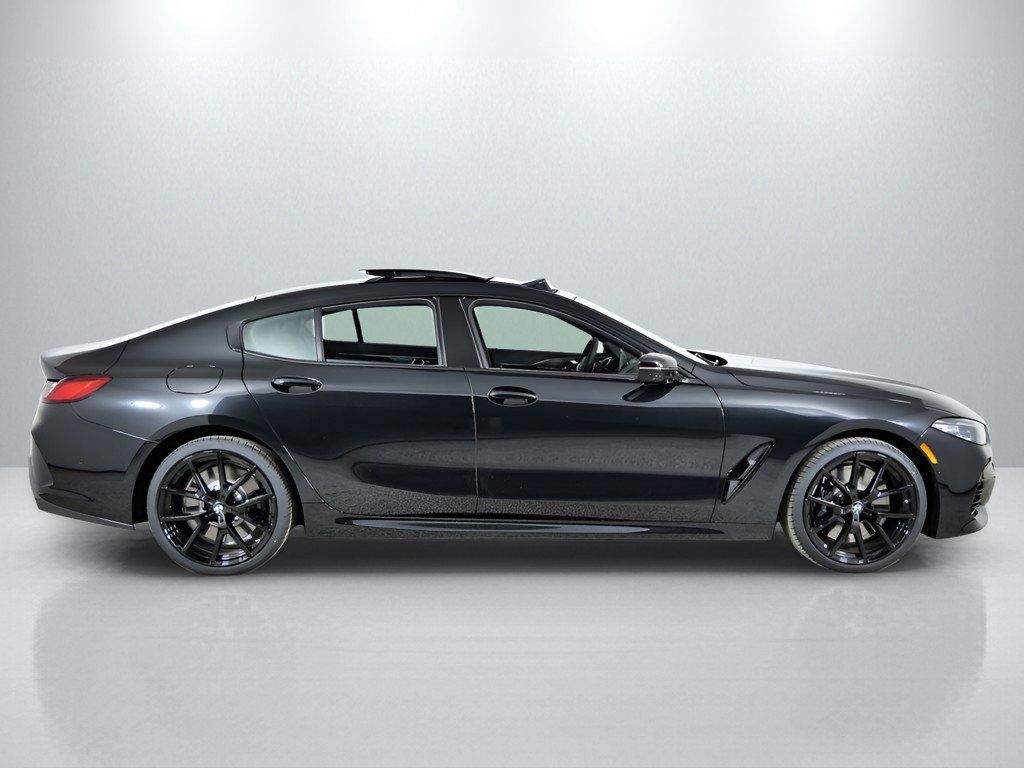 Thumbnail: 2026 BMW 8 Series - 9