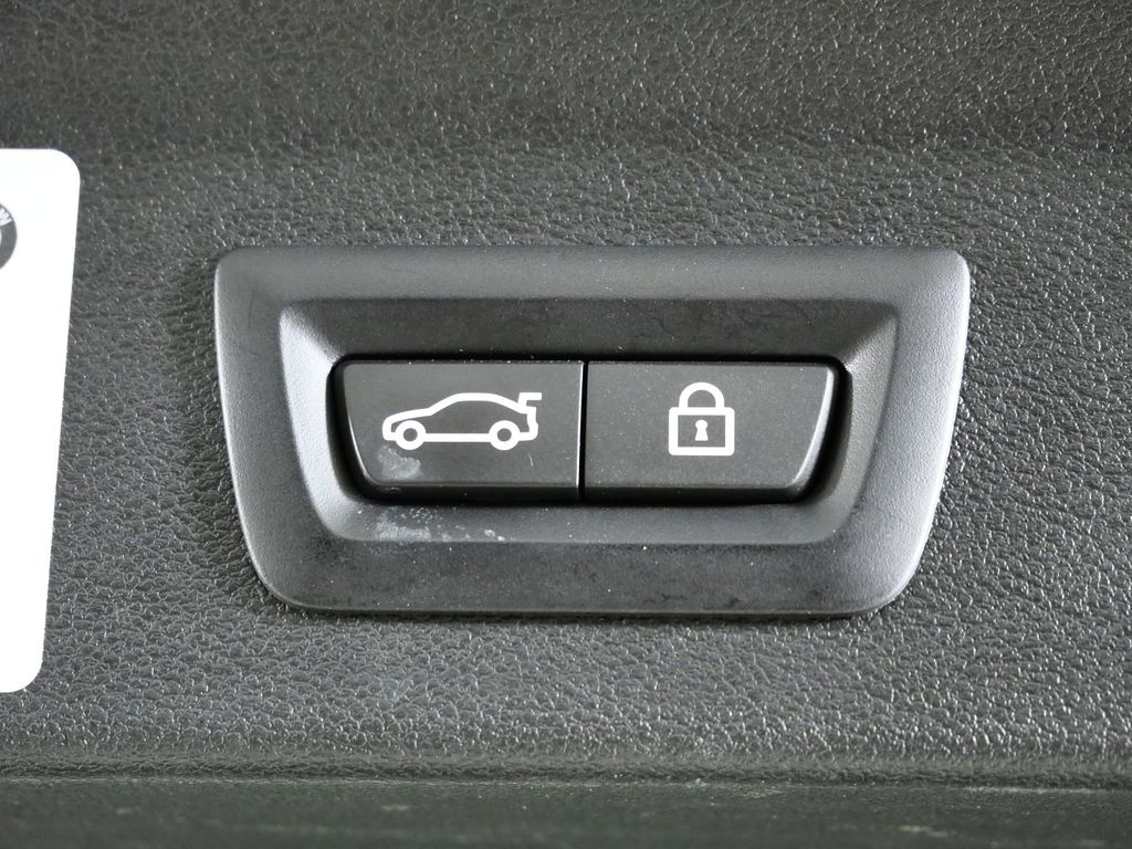 Thumbnail: 2023 BMW X3 - 32