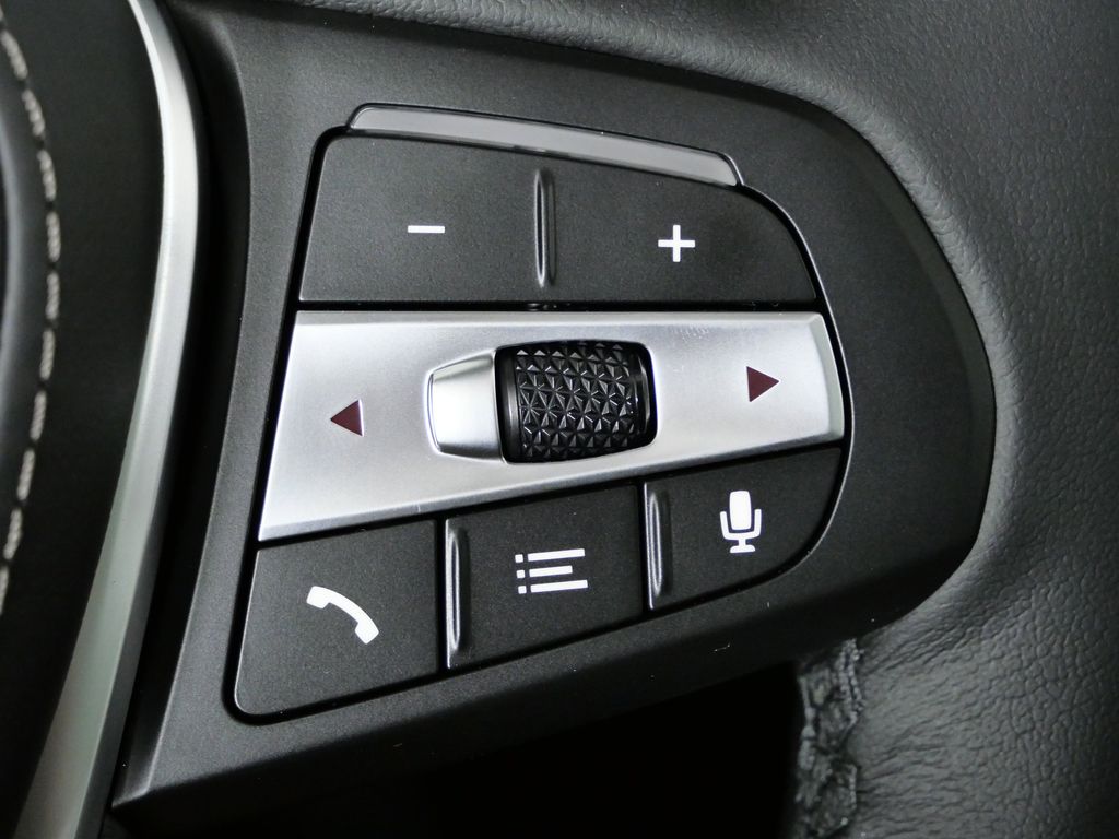 Thumbnail: 2026 BMW X5 - 42