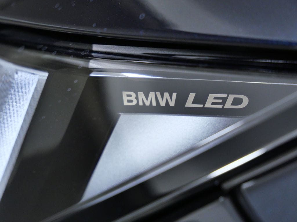 Thumbnail: 2026 BMW iX - 4