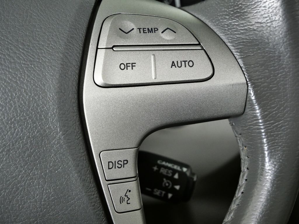 Thumbnail: 2011 Toyota Camry - 39