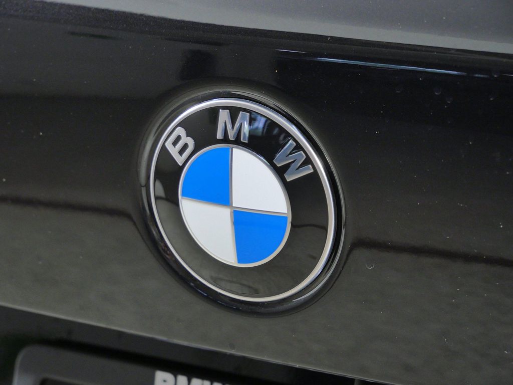 Thumbnail: 2026 BMW X5 - 11