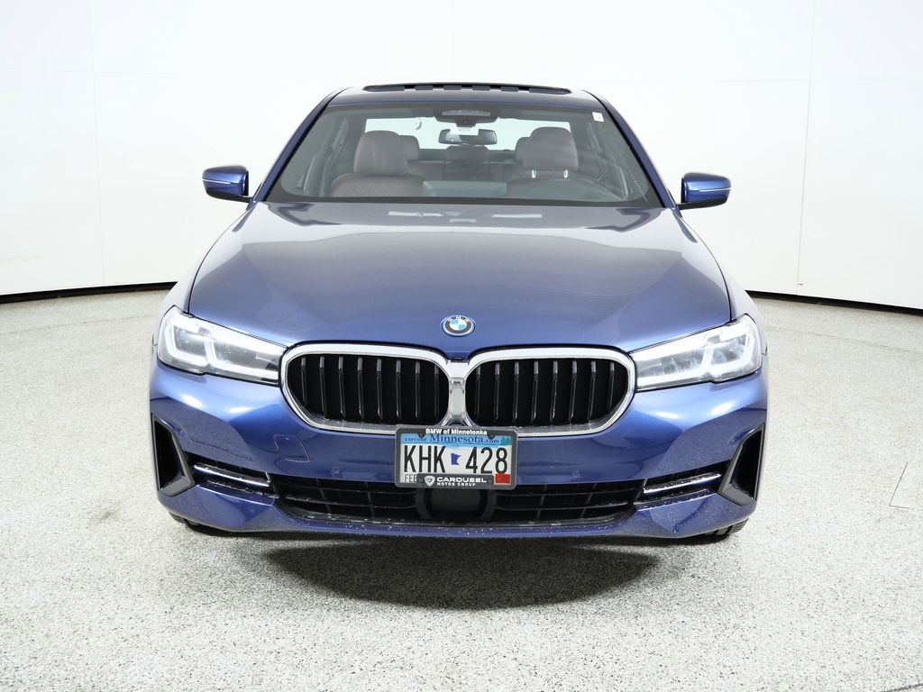 Thumbnail: 2023 BMW 5 Series - 3