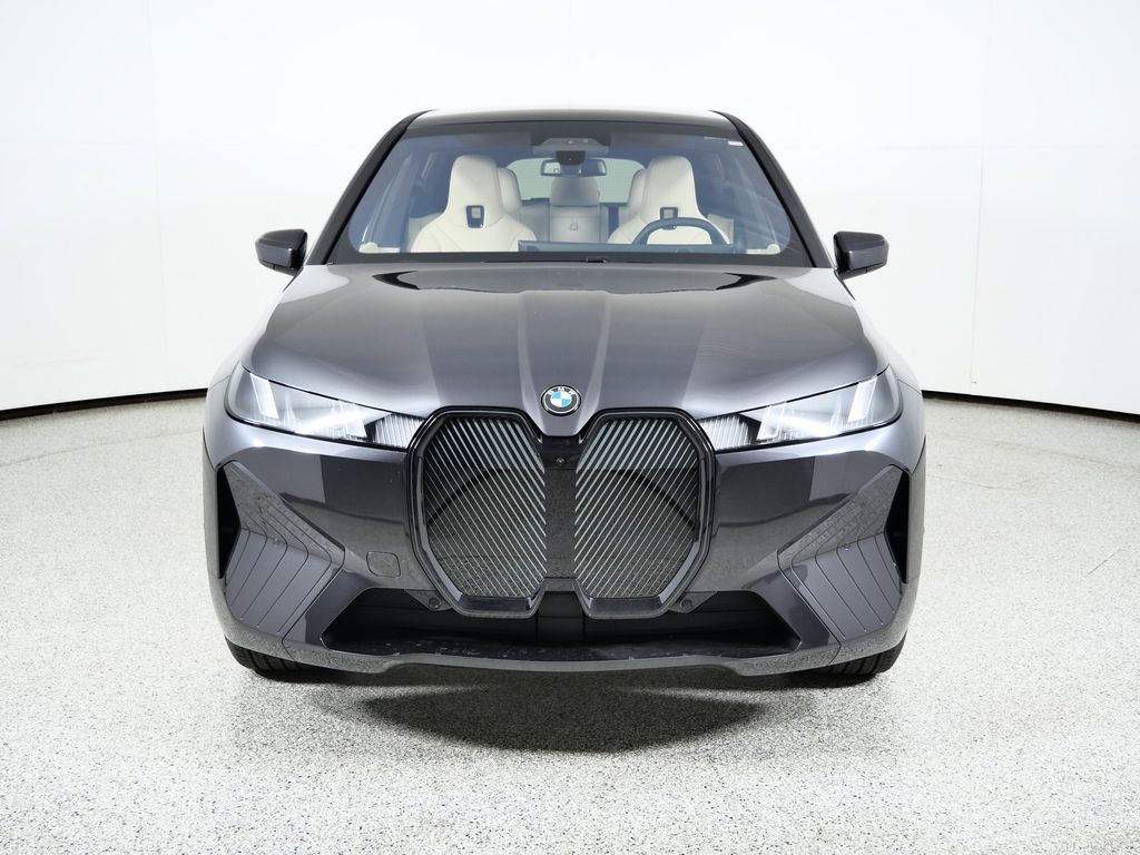 Thumbnail: 2026 BMW iX - 2