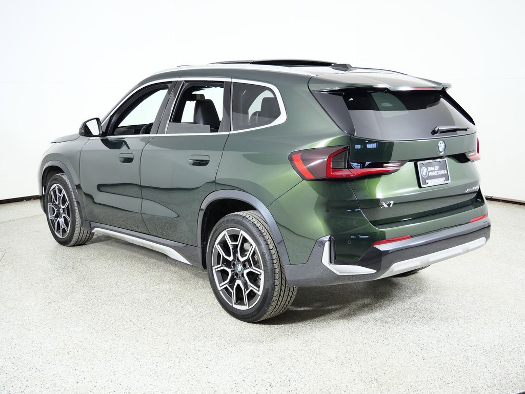 Thumbnail: 2025 BMW X1 - 17