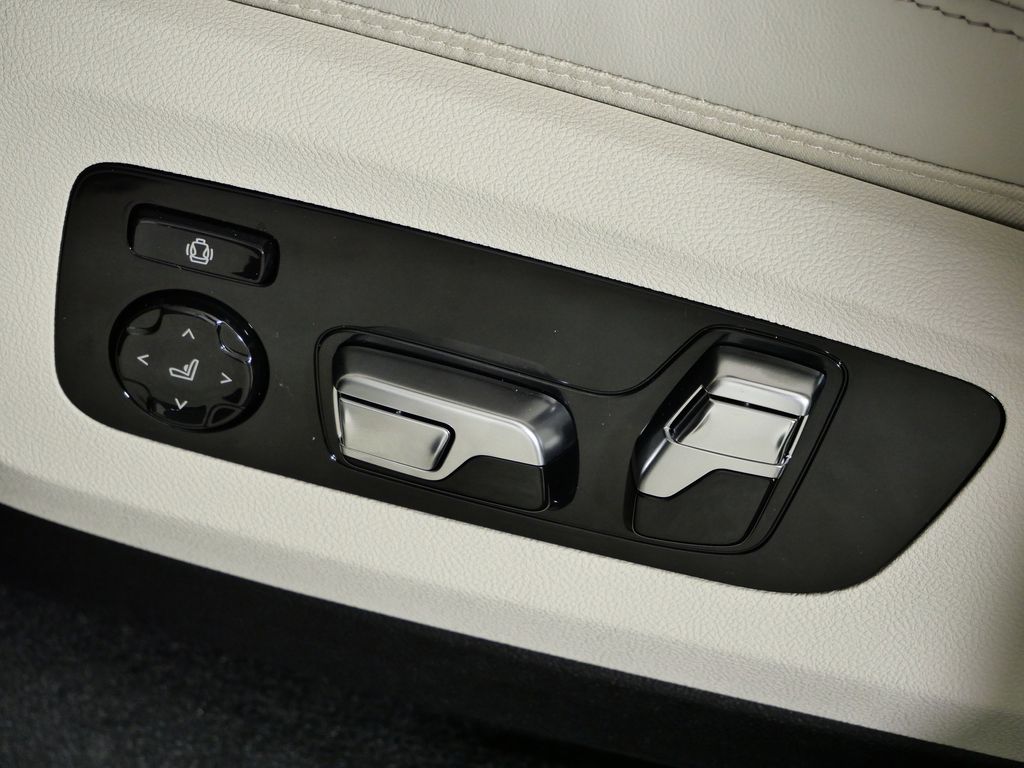 Thumbnail: 2026 BMW X5 - 39