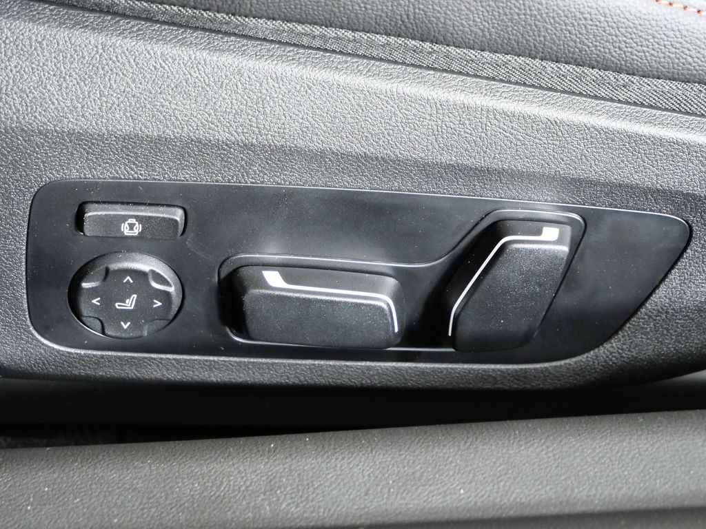 Thumbnail: 2026 BMW 2 Series - 35