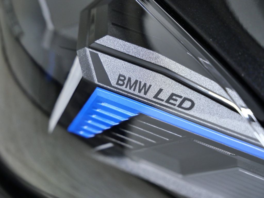 Thumbnail: 2026 BMW i4 - 4