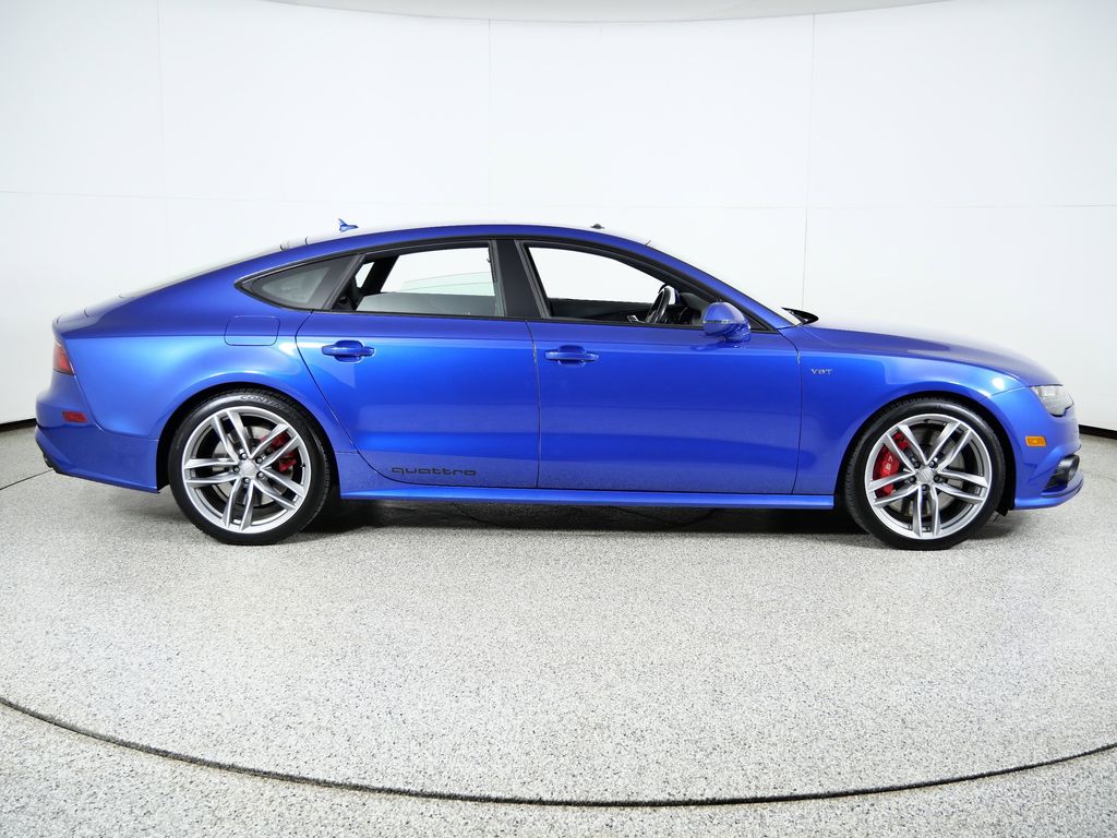 Thumbnail: 2017 Audi S7 - 9