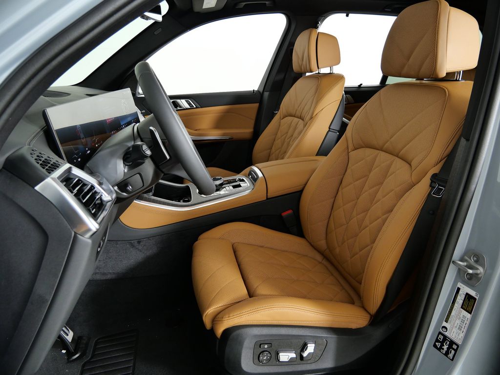 Thumbnail: 2026 BMW X5 - 36