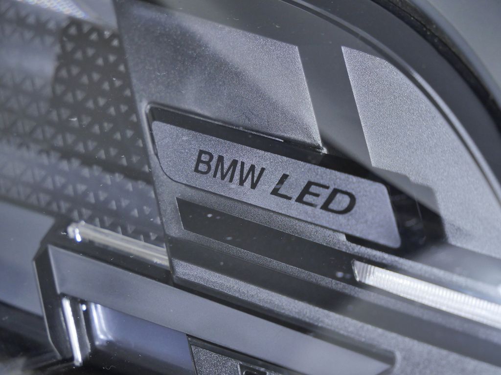 Thumbnail: 2026 BMW X5 - 4