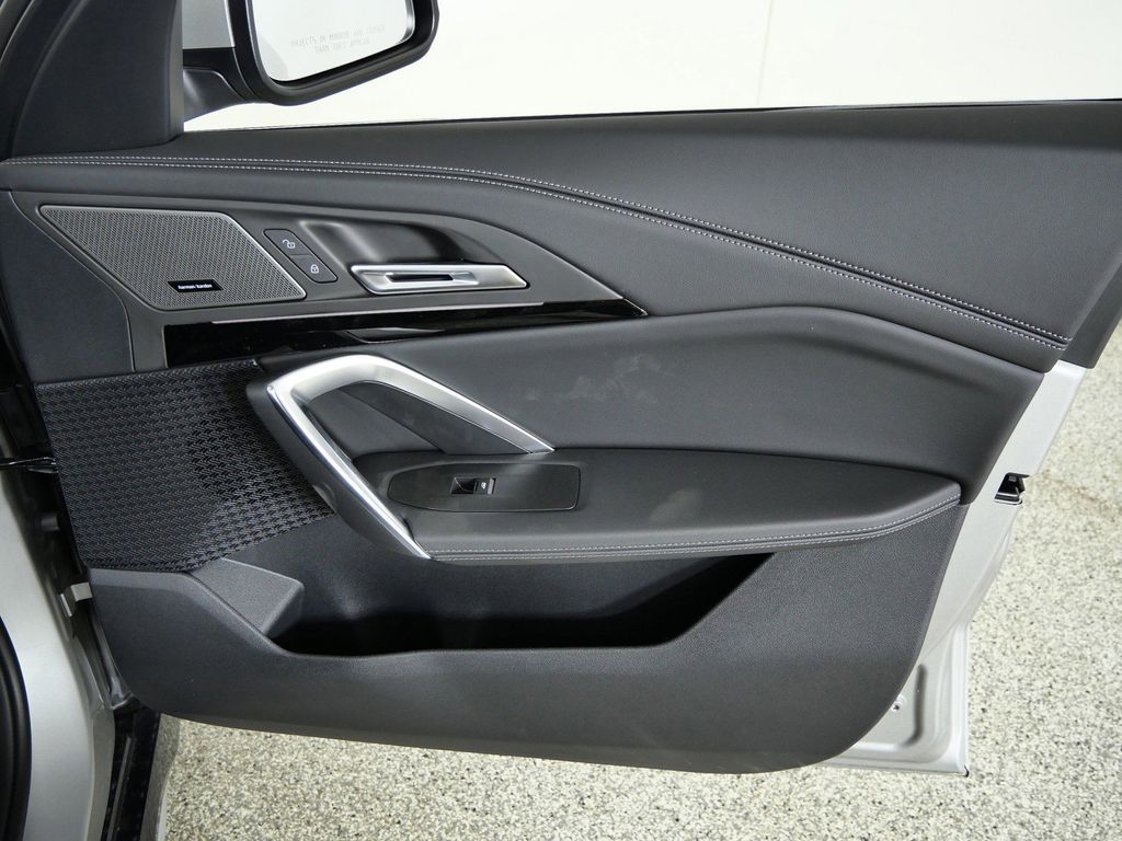 Thumbnail: 2026 BMW X1 - 19