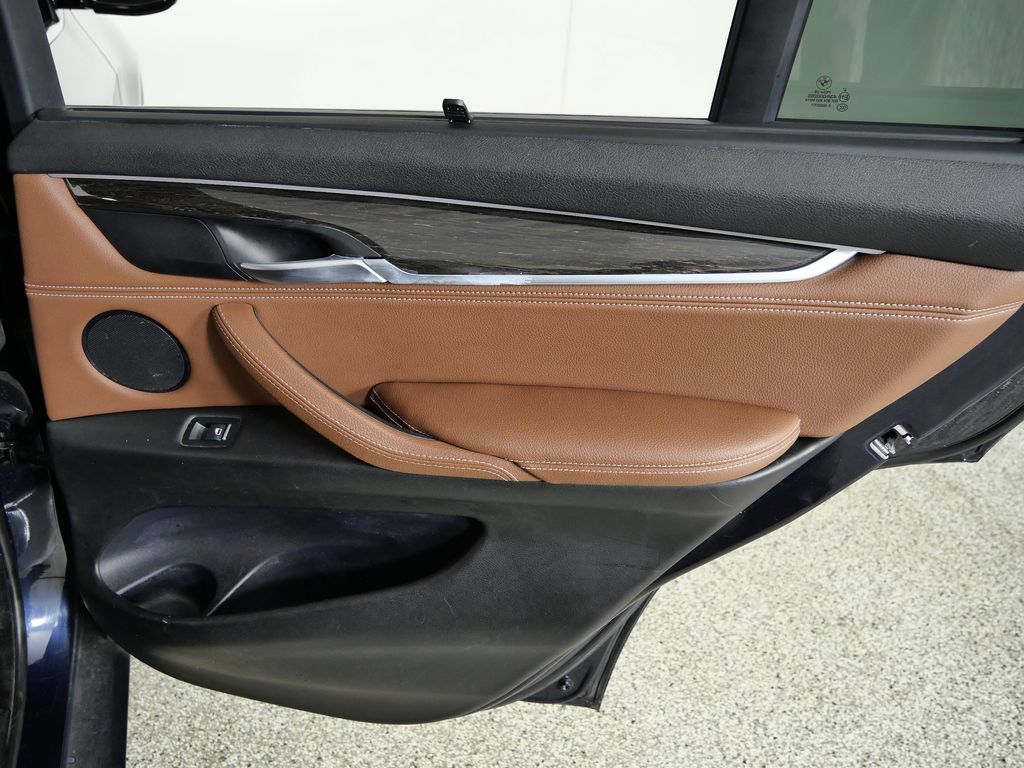 Thumbnail: 2018 BMW X5 - 25