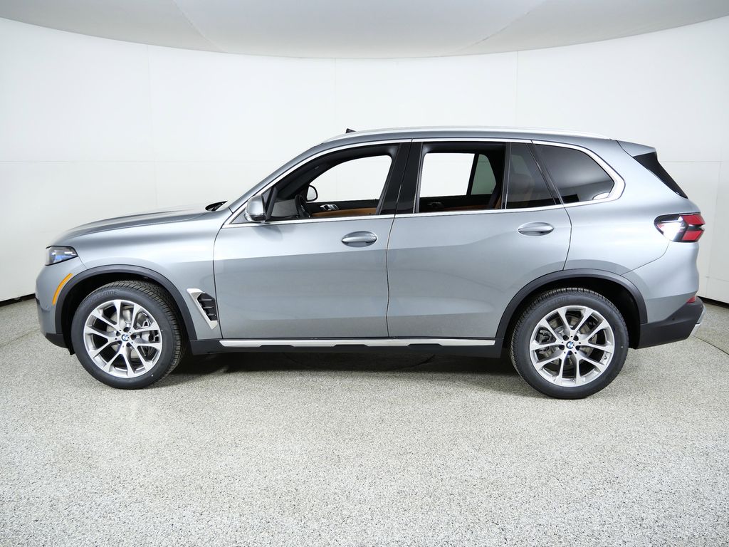 Thumbnail: 2026 BMW X5 - 15