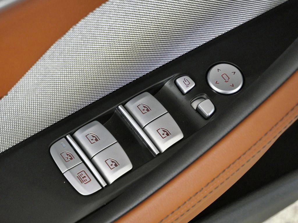 Thumbnail: 2026 BMW 8 Series - 35