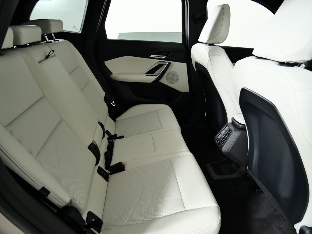 Thumbnail: 2026 BMW X1 - 26