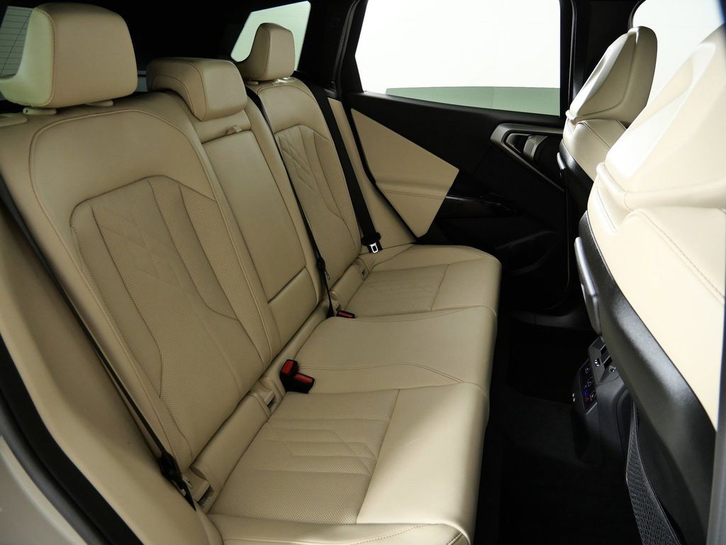Thumbnail: 2026 BMW X3 - 26