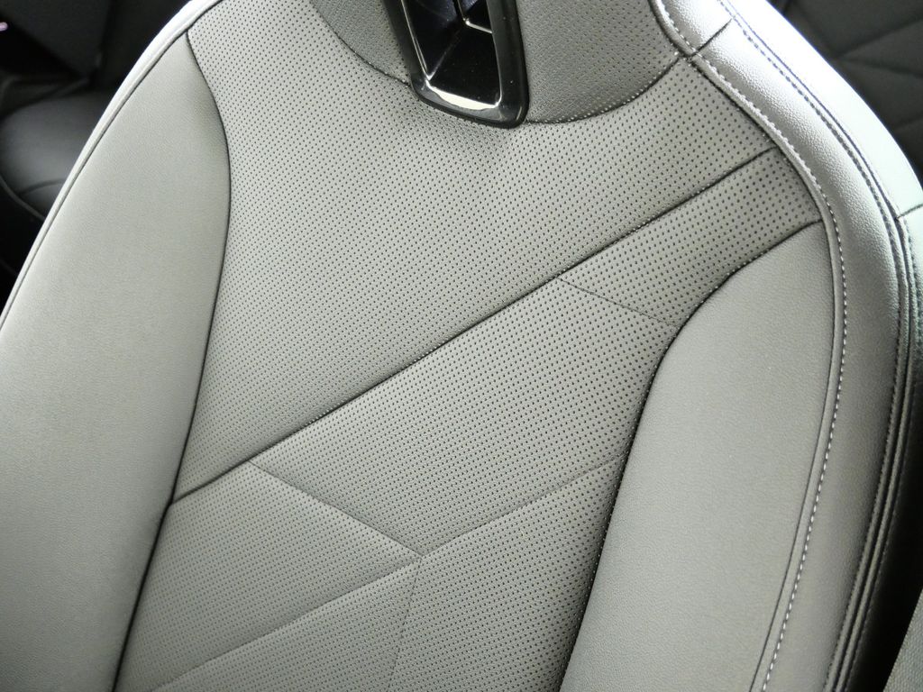Thumbnail: 2022 BMW iX - 45