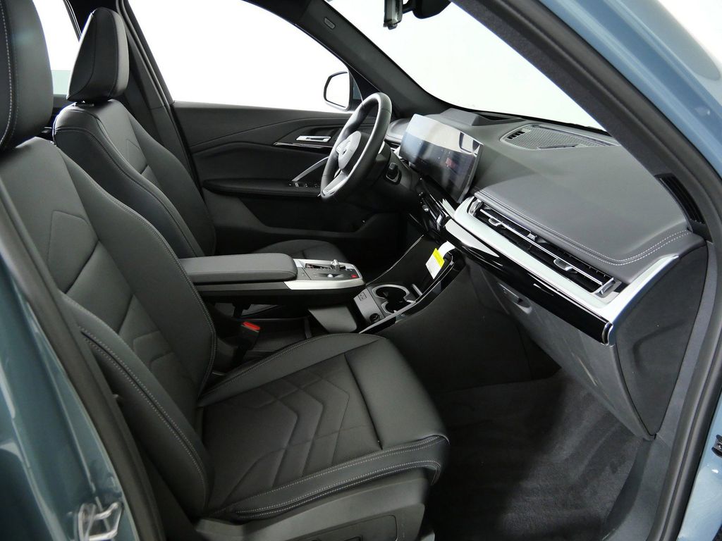 Thumbnail: 2026 BMW X1 - 20