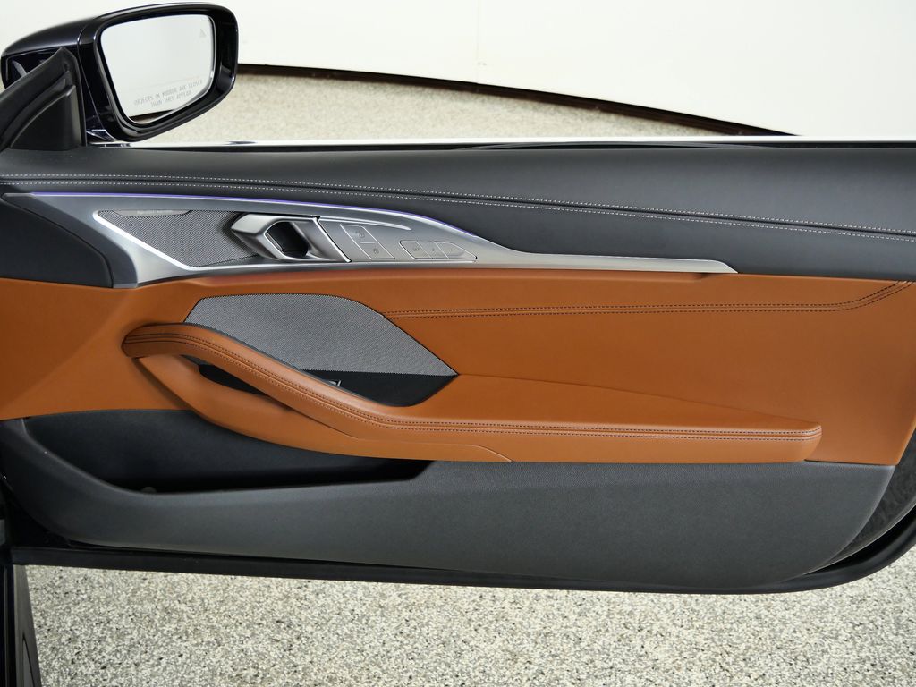 Thumbnail: 2024 BMW 8 Series - 22