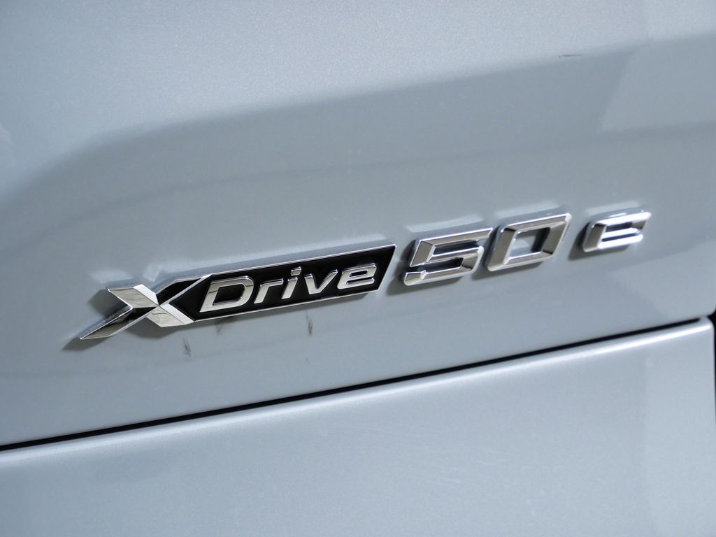 Thumbnail: 2026 BMW X5 - 12